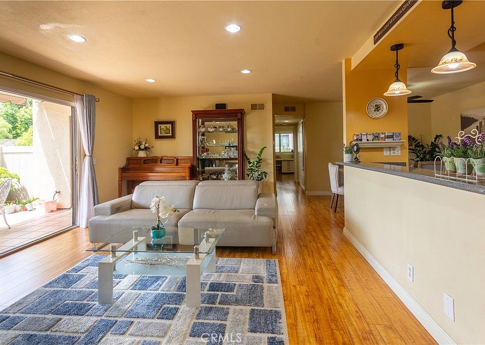 1st image of 13420 La Jolla Cir Unit F