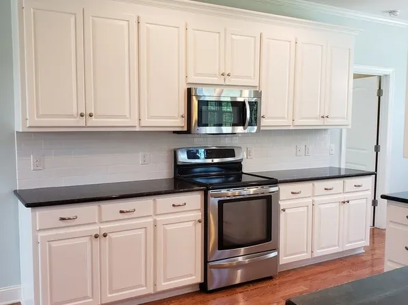 281 Lasater Rd, Bunnlevel, NC 28332