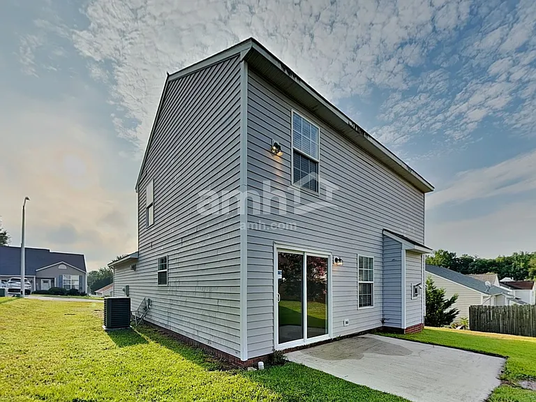1516 Clover Ridge Ct — Photo 21