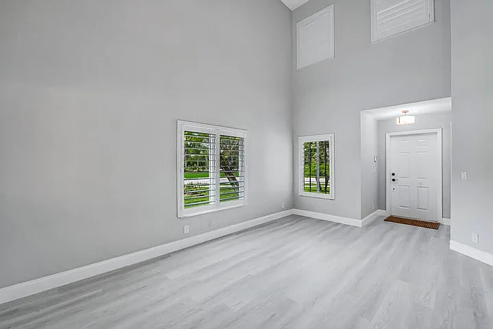 4 bed, 2108 sqft, $3,500 — Photo 2