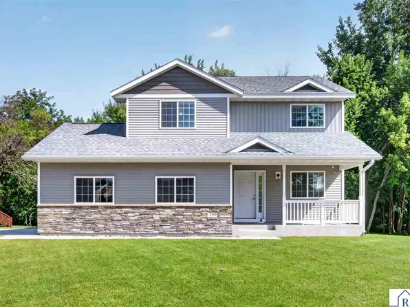 109 Peridot Ct, Mankato, MN 56001