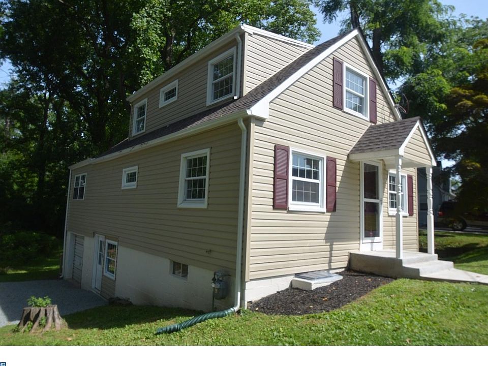 1st image of 3509 Cranston Ave