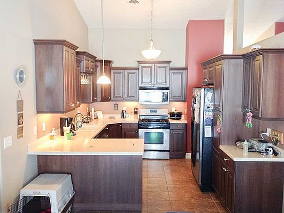 4th image of 3124 Brookville West Dr