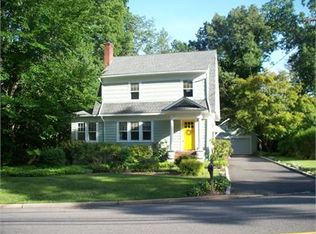 47 Malapardis Rd, Morris Plains, NJ 07950