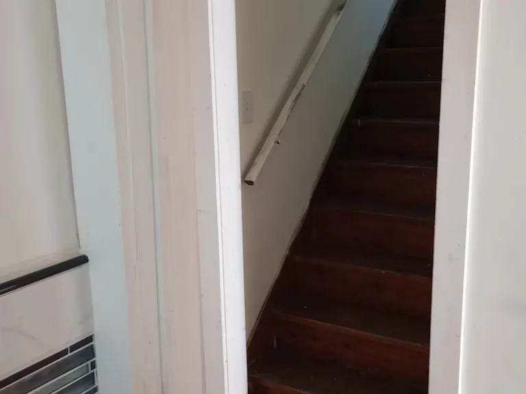 5274 Hereford St — Photo 12