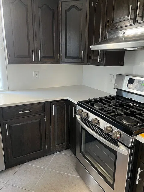 2 bed, 600 sqft, $2,200 — Photo 4