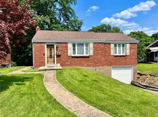 3105 Valley Ridge Rd, McKeesport, PA 15133
