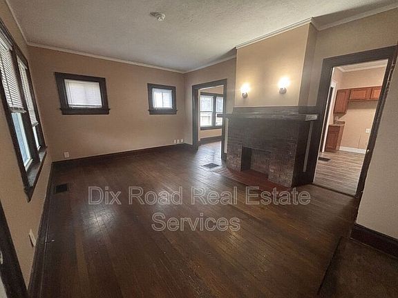 3rd image of 38 Knecht Dr