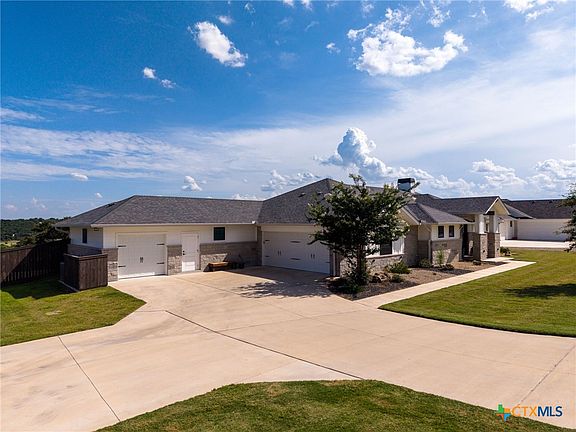 3rd image of 306 Skyline Dr