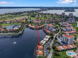 6290 Bahia Del Mar Cir APT 7, Saint Petersburg, FL 33715