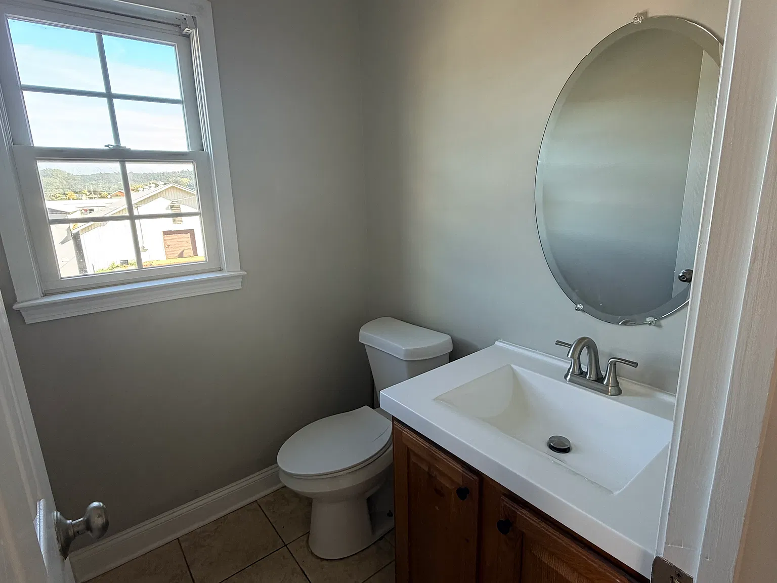 1 bed, 1.5 bath, $1,250 — Photo 4