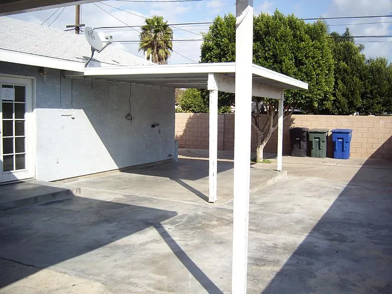 1613 S Sultana Ave #B — Photo 9