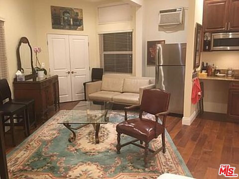 1st image of 420 S Beverwil Dr APT E