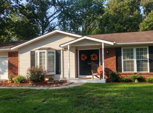 40 Timber Ln, Arnold, MO 63010