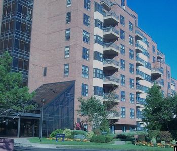 1 Seal Harbor Rd APT 701, Winthrop, MA, 02152