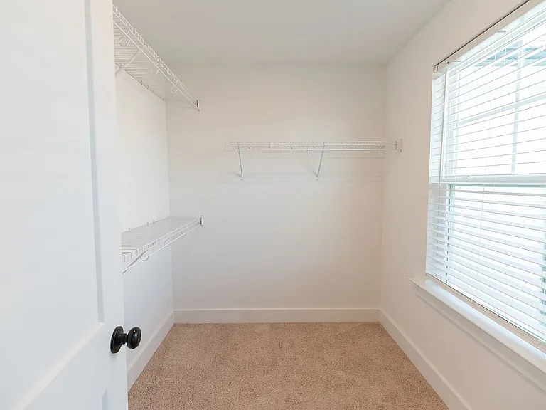 4902 Cannon Crossing Way — Photo 33