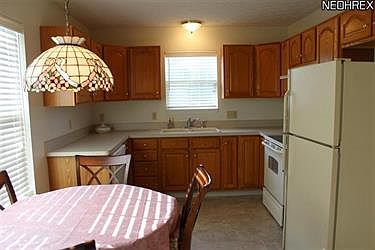 2nd image of 668 Hickory Hill Ct