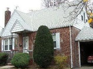 30 Alden Ave, Valley Stream, NY 11580