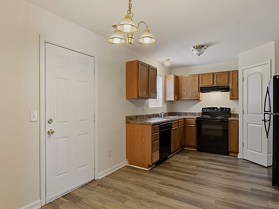 3rd image of 3707 Roseheim Ct