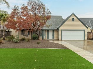 5386 N Aurora Ave, Fresno, CA 93722