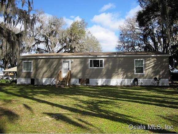 1st image of 9065 W Lakeview Ct