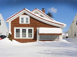 35 Fairchild Dr, Amherst, NY 14226