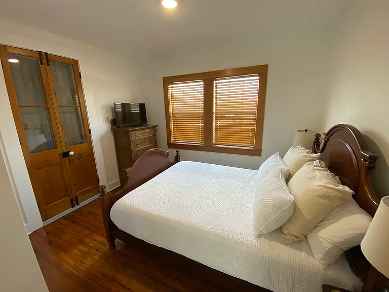 515 Jackson St — Photo 12