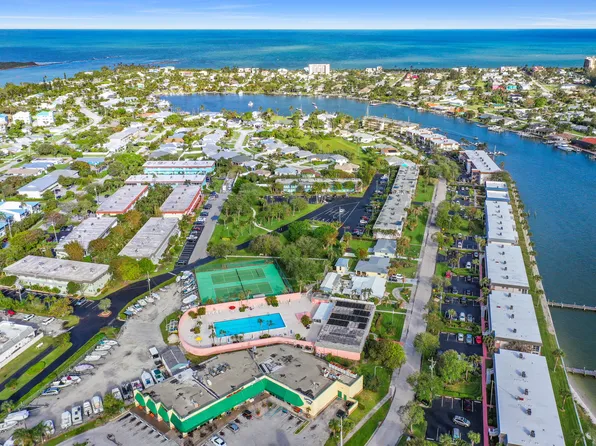 1309 Bayshore Drive #203, Fort Pierce, FL 34949
