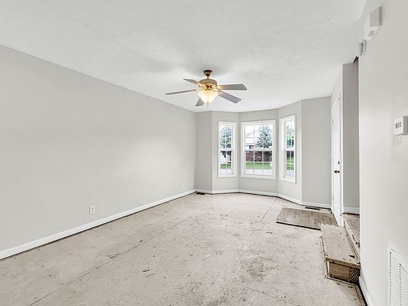 4th image of 2763 Ann Dr