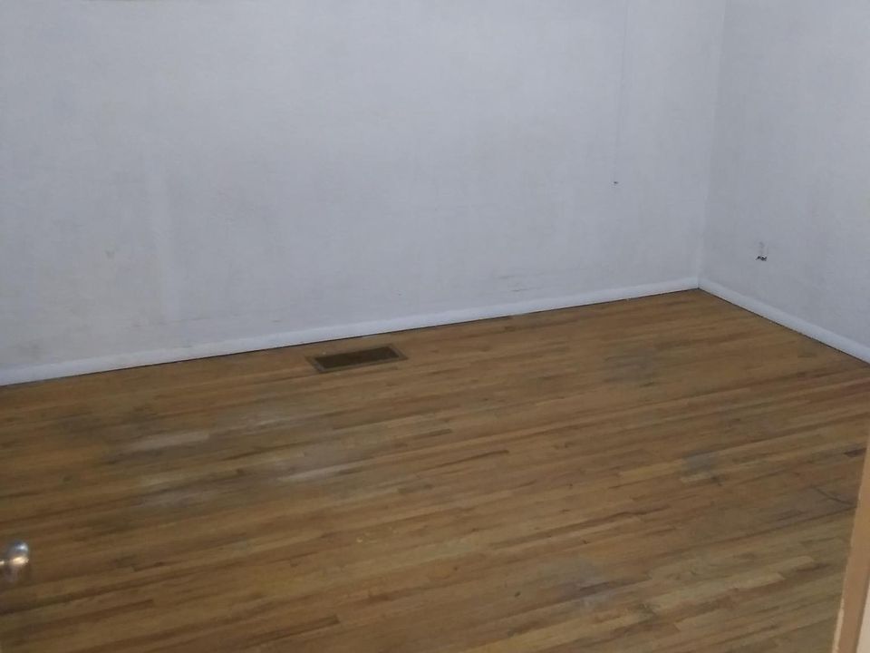 1st image of 917 Louisiana Blvd SE