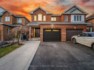 16 Flower Trl, Brampton, ON L6P 1P1