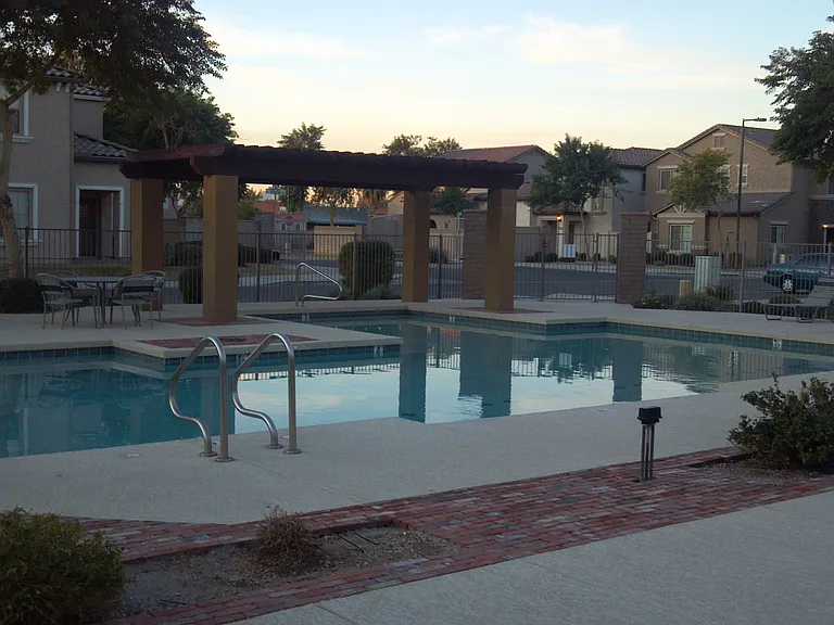 8352 W Vernon Ave — Photo 17