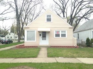 50 Geneva Ave, Bellwood, IL