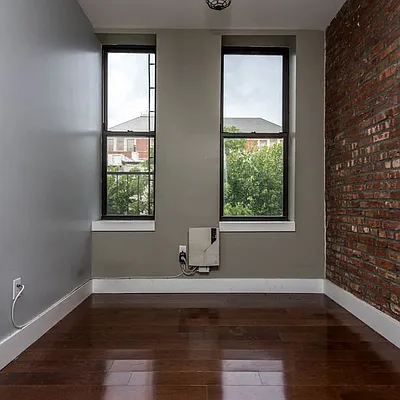Rented by Nooklyn NYC LLC | media 45