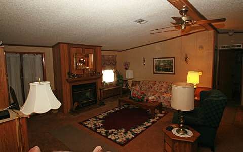 4th image of 256 SW Armand Pl