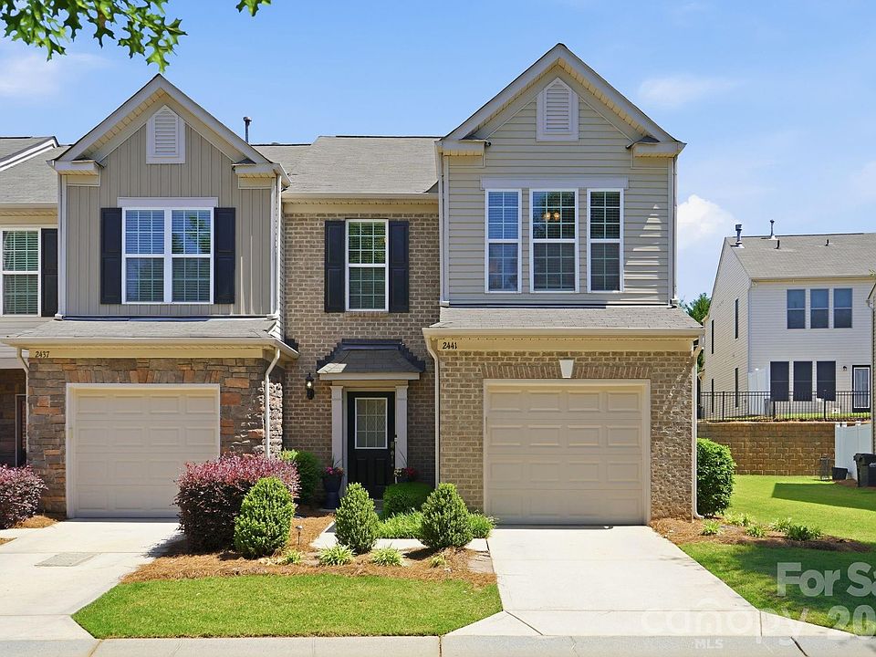 1st image of 2441 Diplomat Ln