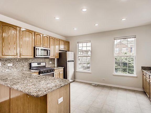 5th image of 795 Brodhead Dr #795