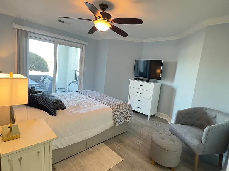 18713 Vineyard Point Ln — Photo 11