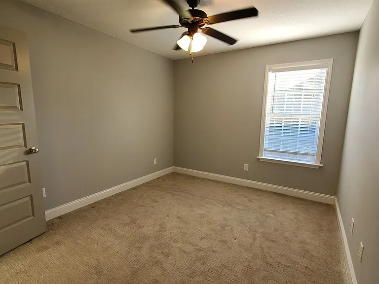 5255 Carlton Ridge Cir — Photo 14