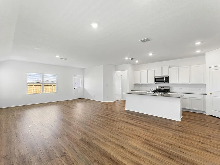 271 Alamito Ave — Photo 5