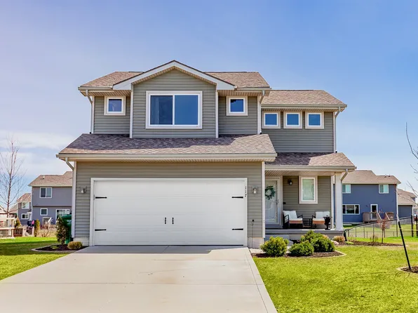 117 NE Cedar Ln, Elkhart, IA 50073