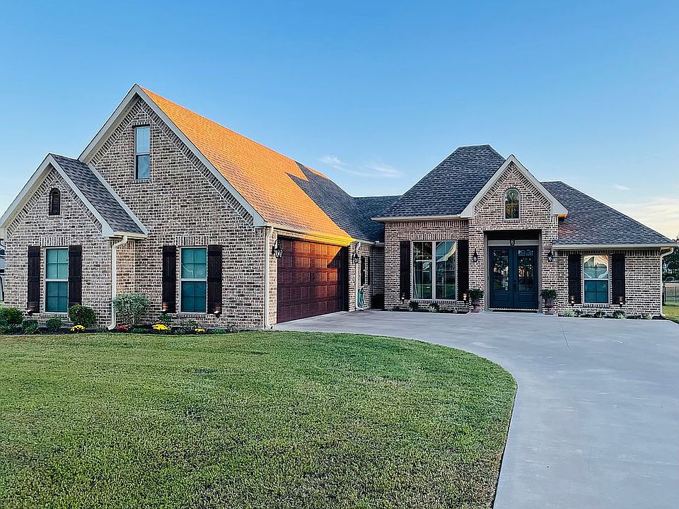 1st image of 410 Prairie Creek Dr