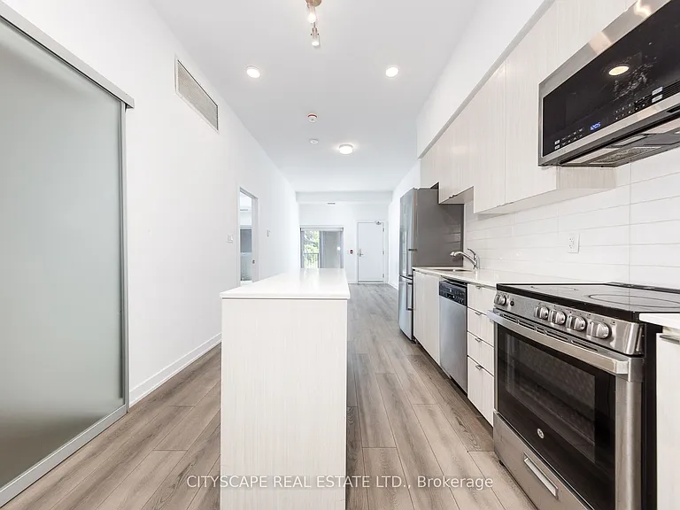 2433 Dufferin St #105 — Photo 11