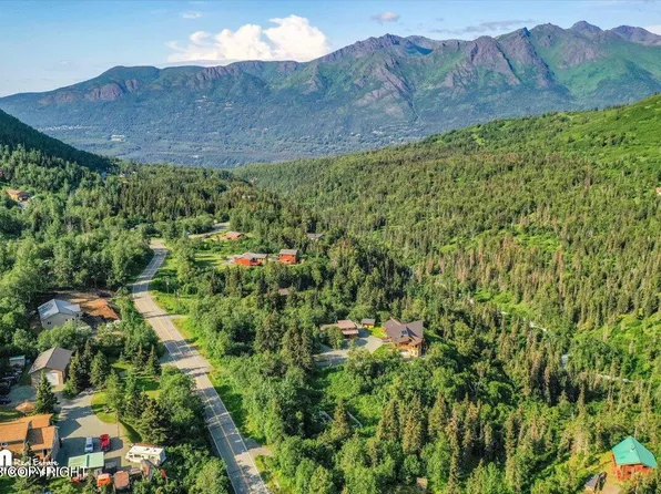 4729 Birdsong Dr, Eagle River, AK 99577