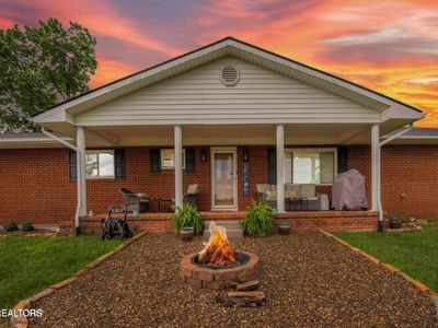 1124 Carolina Dr, Dandridge, TN, 37725