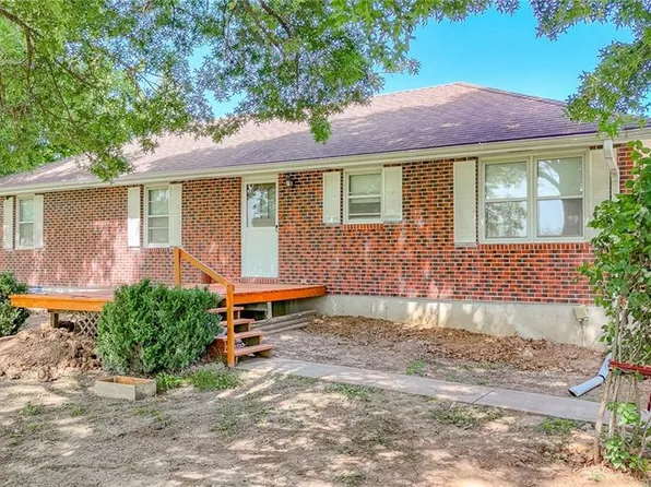75 NW 1501st Rd, Holden, MO 64040