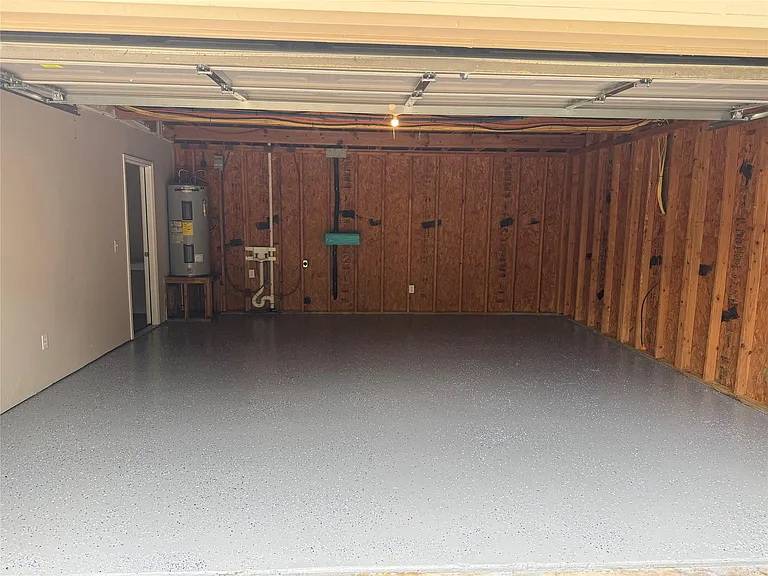 174 E Sunset Dr — Photo 10
