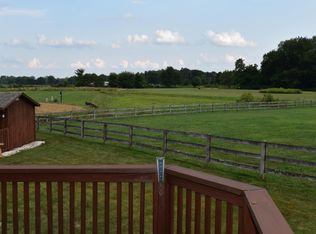 115 Castleton Ct SW, Pataskala, OH 43062