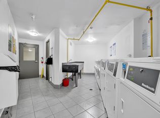 252/256 St Andrews Apartments, Cambridge, ON N1S 4T2