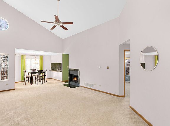 4th image of 1757 Eastwood Ct APT 5